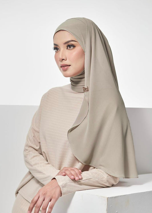 Laura Pearl Chiffon – ZURRAAHASSAN